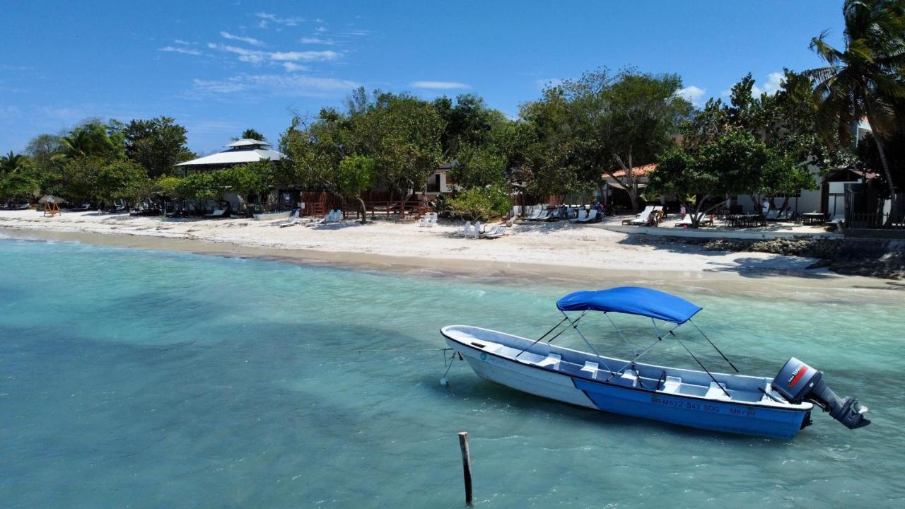 Blue Island Punta Rucia Hotel Exterior photo